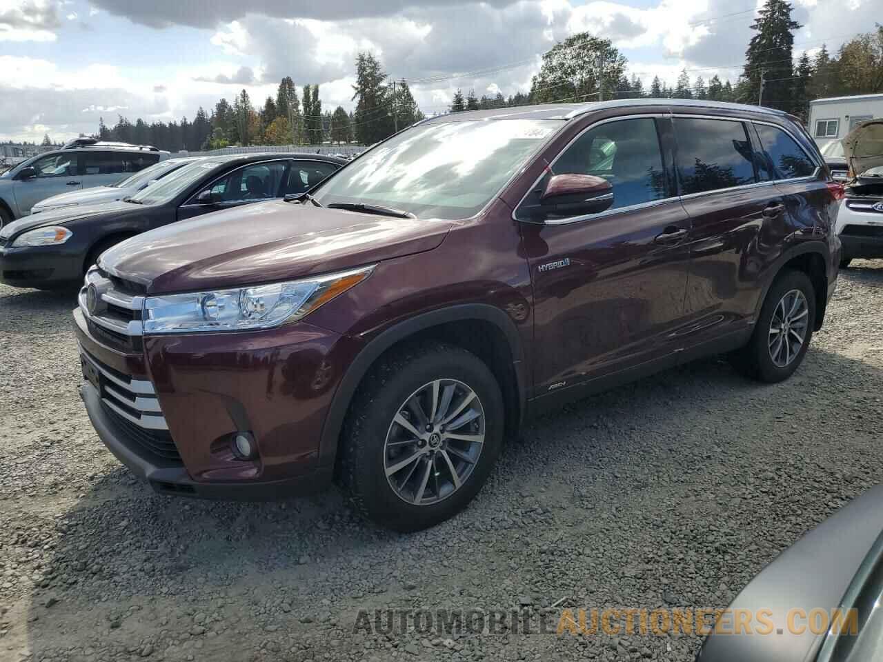 5TDJGRFH8KS064112 TOYOTA HIGHLANDER 2019