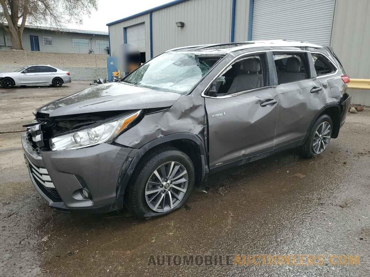 5TDJGRFH8KS066037 TOYOTA HIGHLANDER 2019