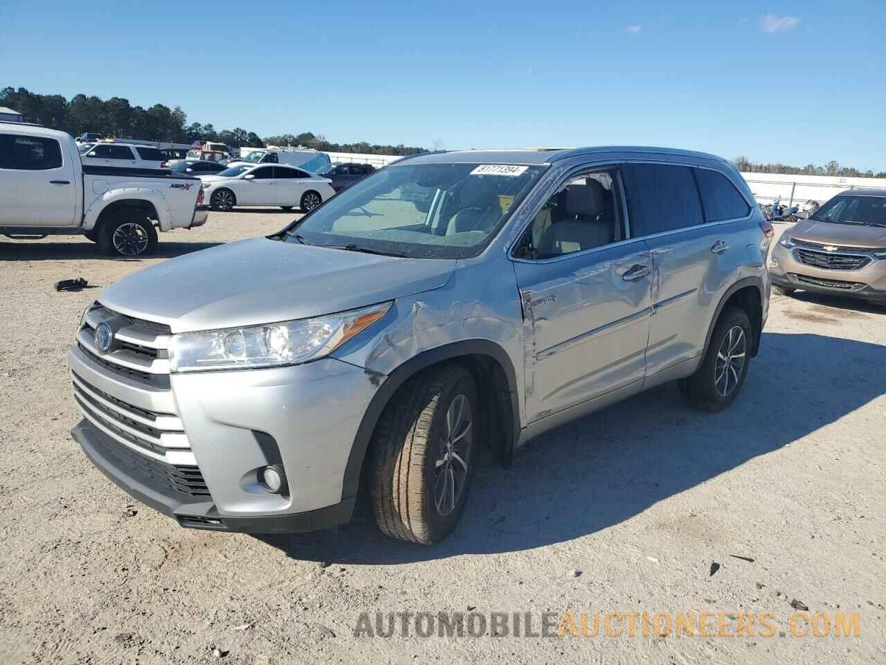 5TDJGRFH9JS045034 TOYOTA HIGHLANDER 2018