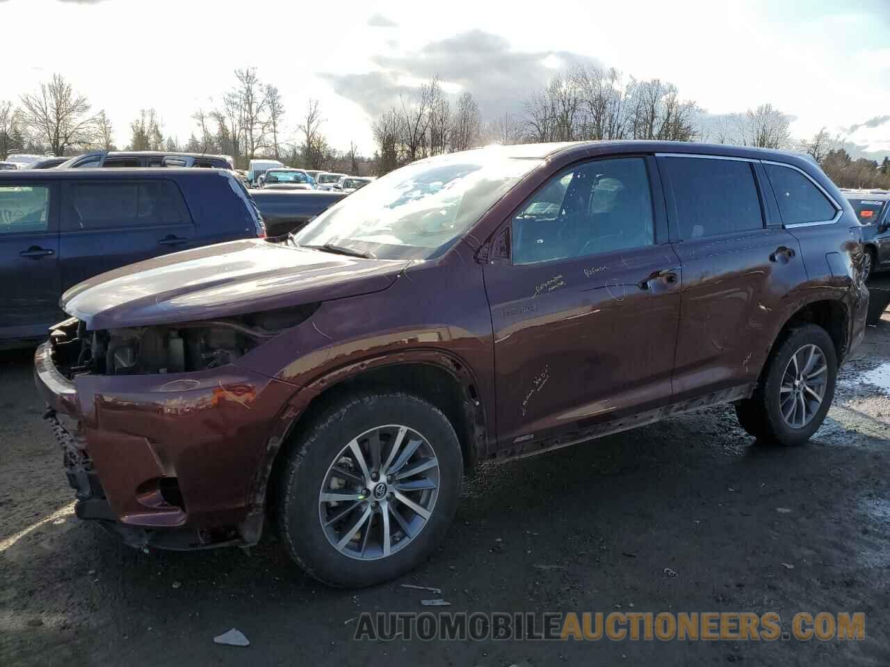 5TDJGRFH9KS062630 TOYOTA HIGHLANDER 2019