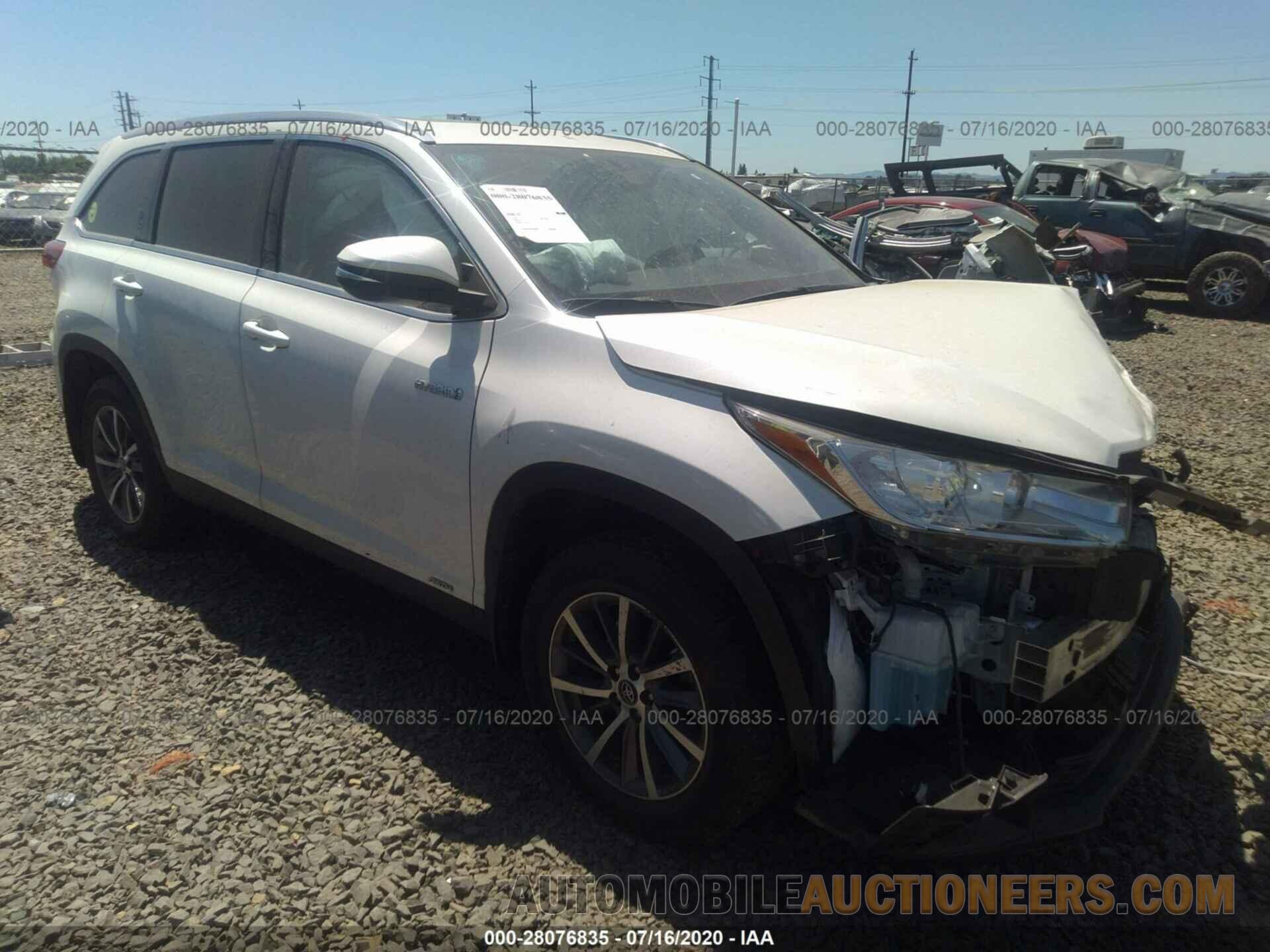 5TDJGRFH9KS063423 TOYOTA HIGHLANDER 2019