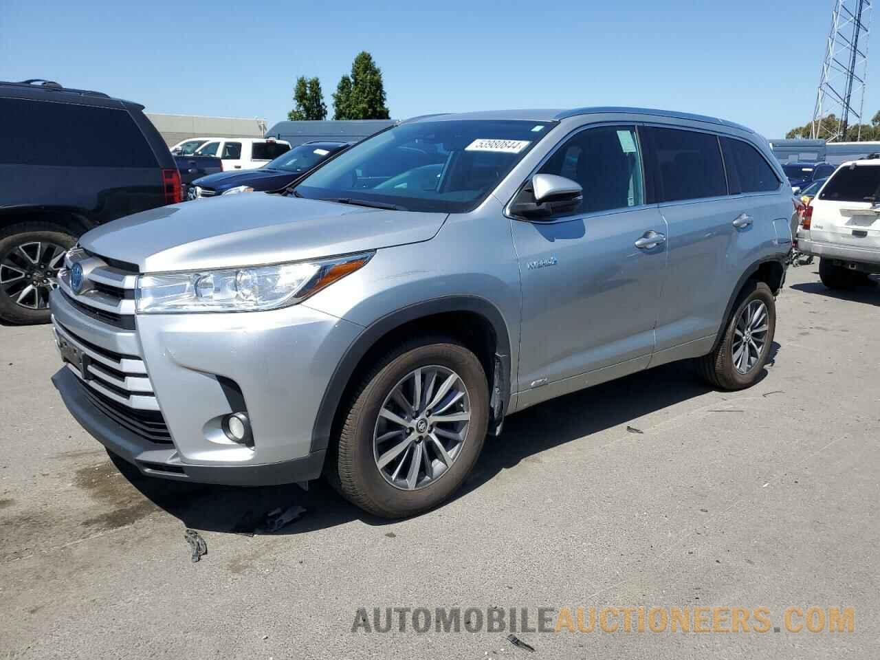 5TDJGRFHXJS051733 TOYOTA HIGHLANDER 2018