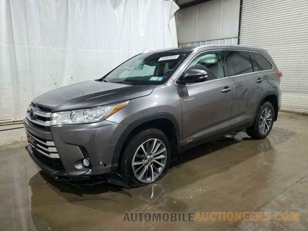 5TDJGRFHXKS063379 TOYOTA HIGHLANDER 2019