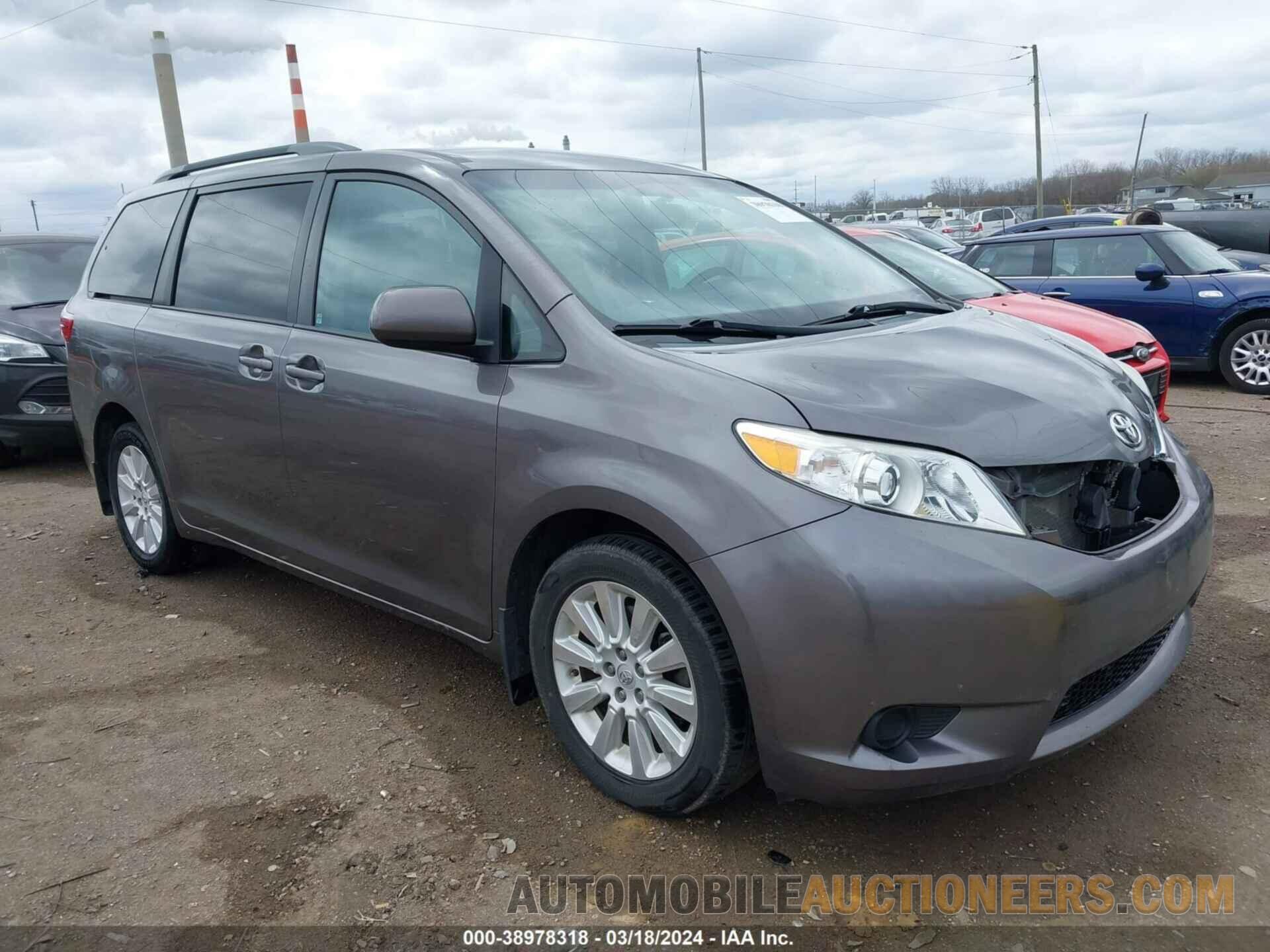 5TDJK3DC0FS098411 TOYOTA SIENNA 2015