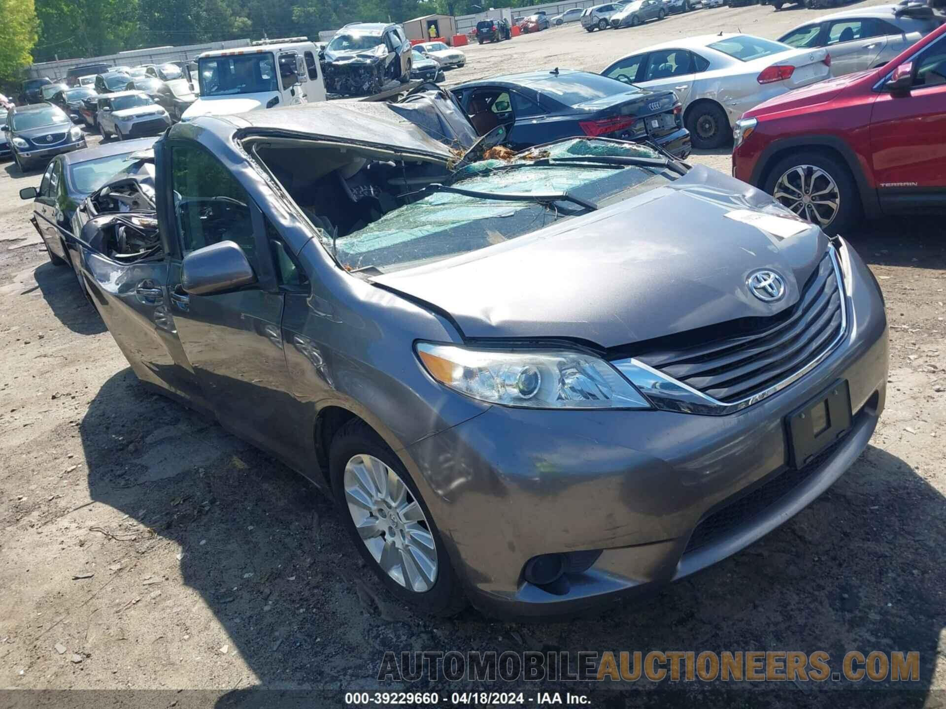 5TDJK3DC2FS110767 TOYOTA SIENNA 2015