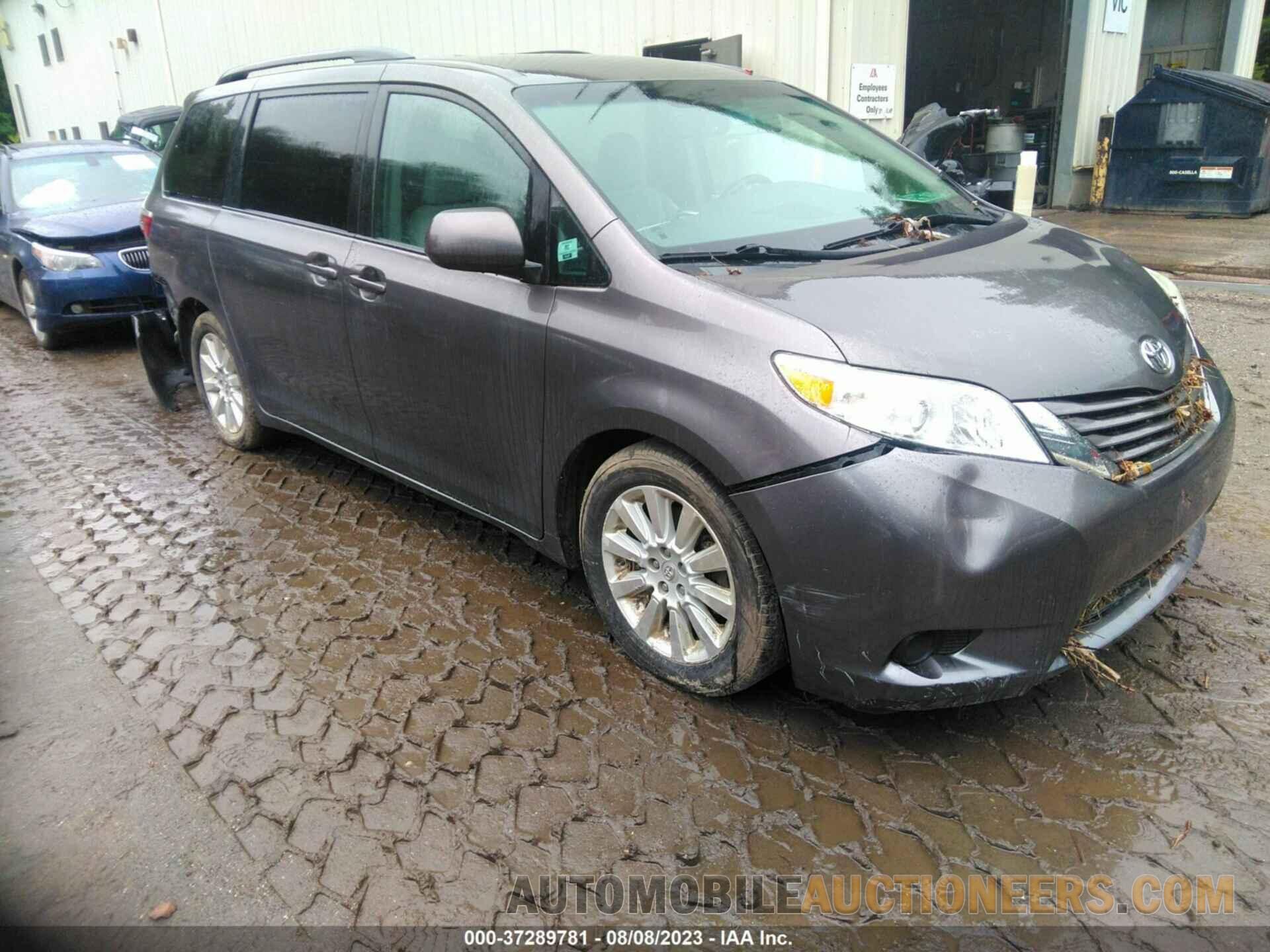 5TDJK3DC2FS120893 TOYOTA SIENNA 2015