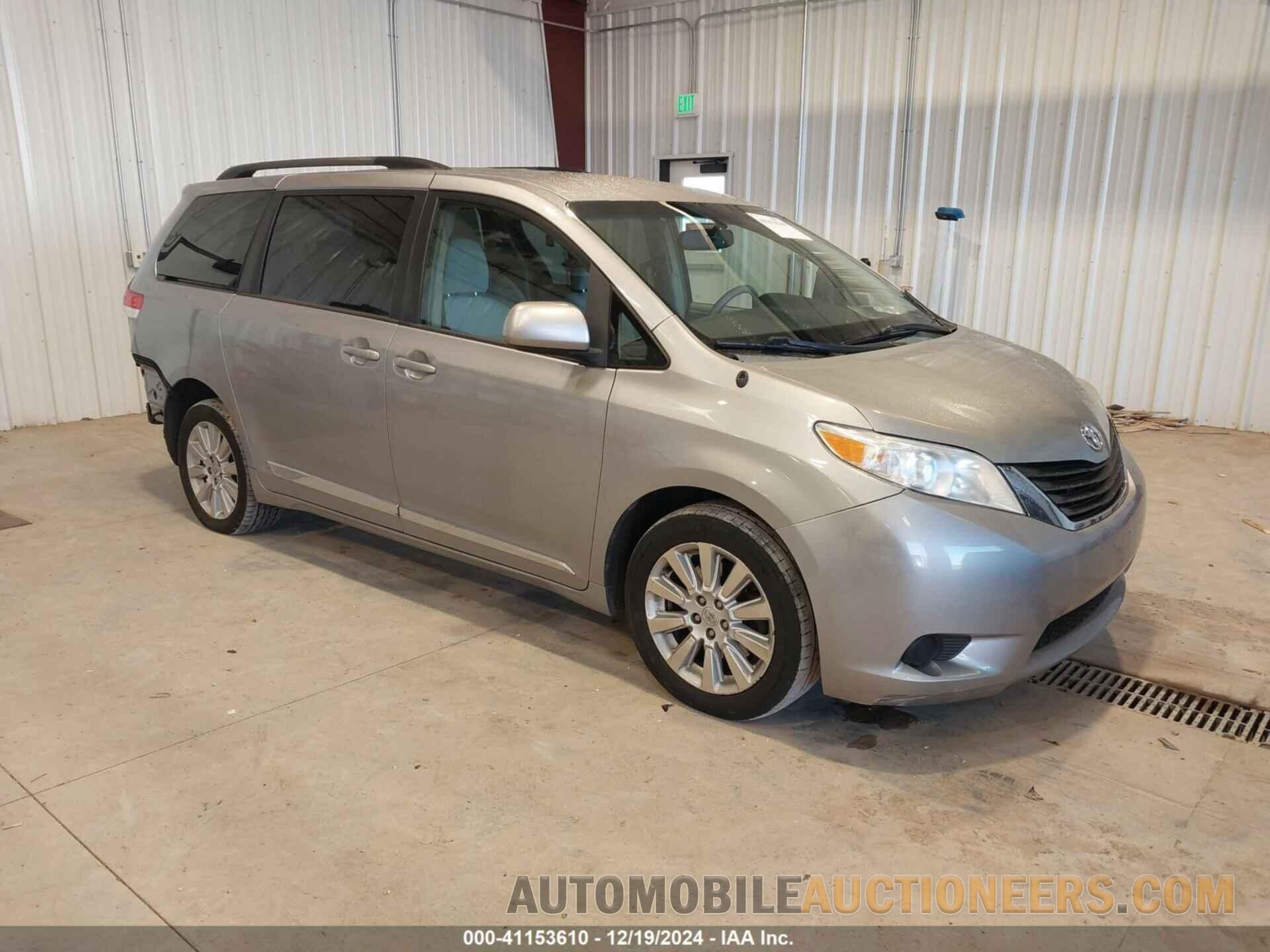 5TDJK3DC5DS049511 TOYOTA SIENNA 2013