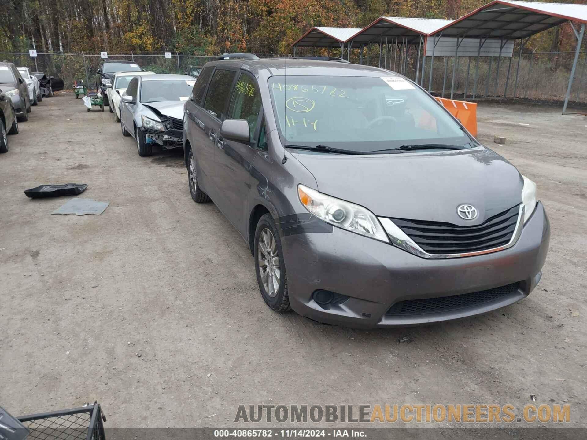 5TDJK3DCXES090735 TOYOTA SIENNA 2014