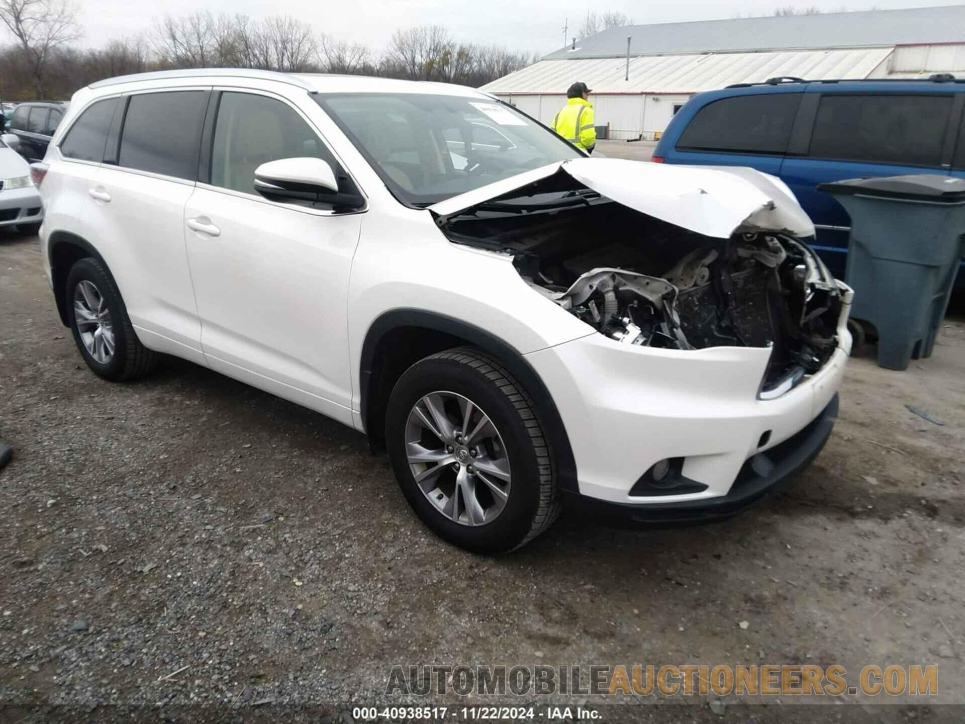 5TDJKRFH0FS084519 TOYOTA HIGHLANDER 2015