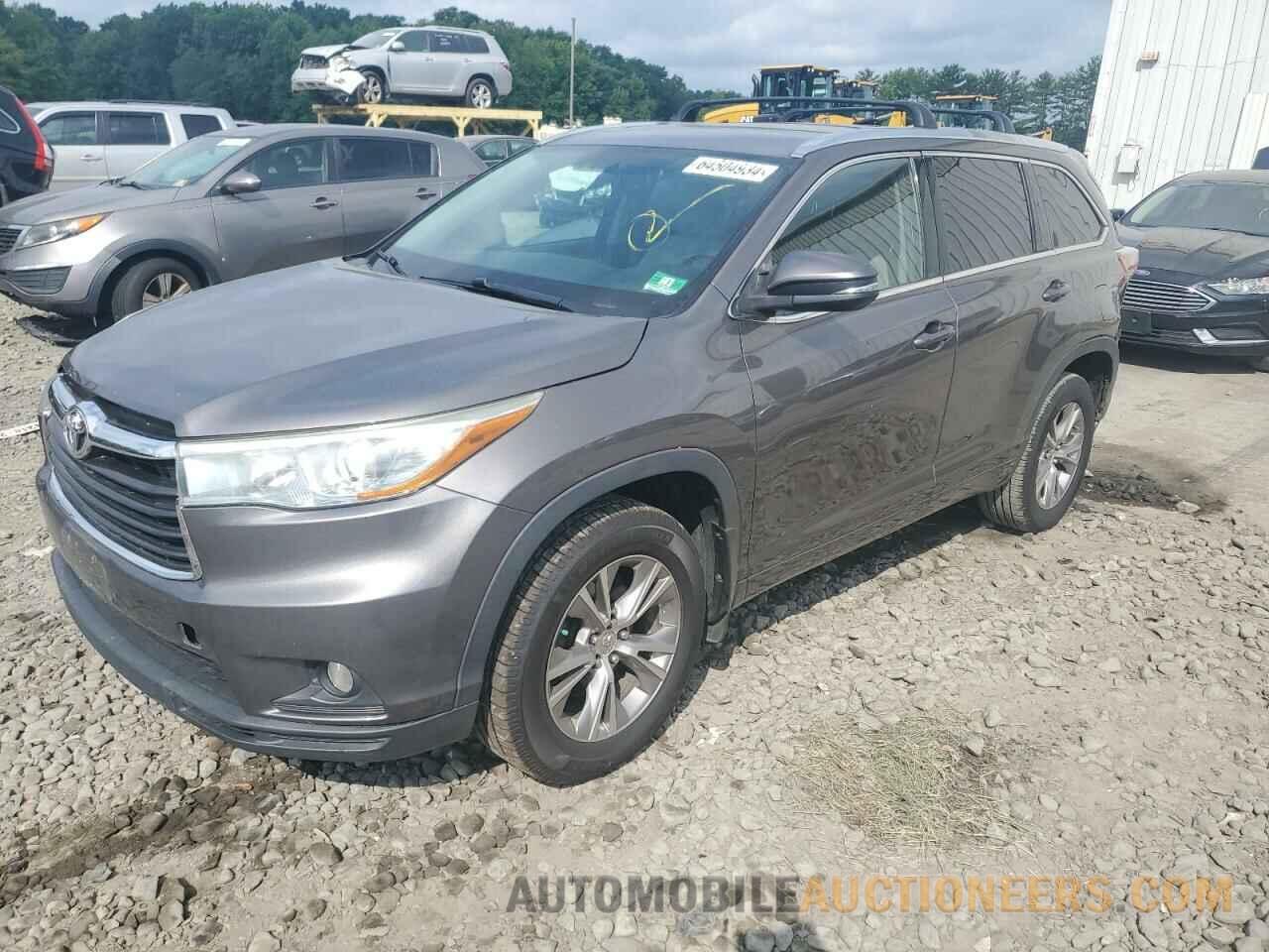 5TDJKRFH0FS102811 TOYOTA HIGHLANDER 2015