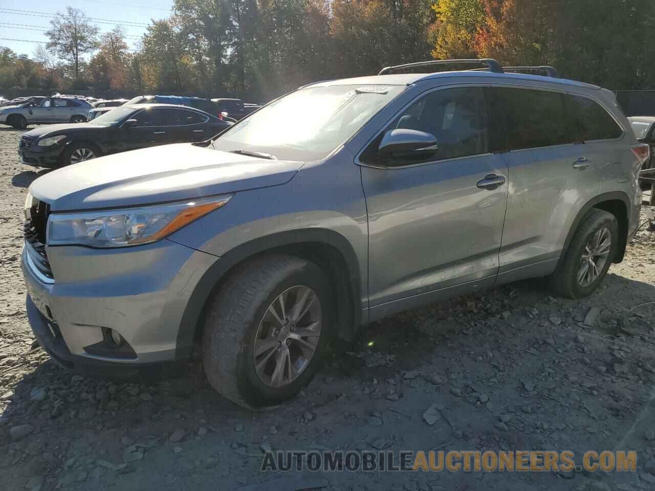 5TDJKRFH0FS107796 TOYOTA HIGHLANDER 2015