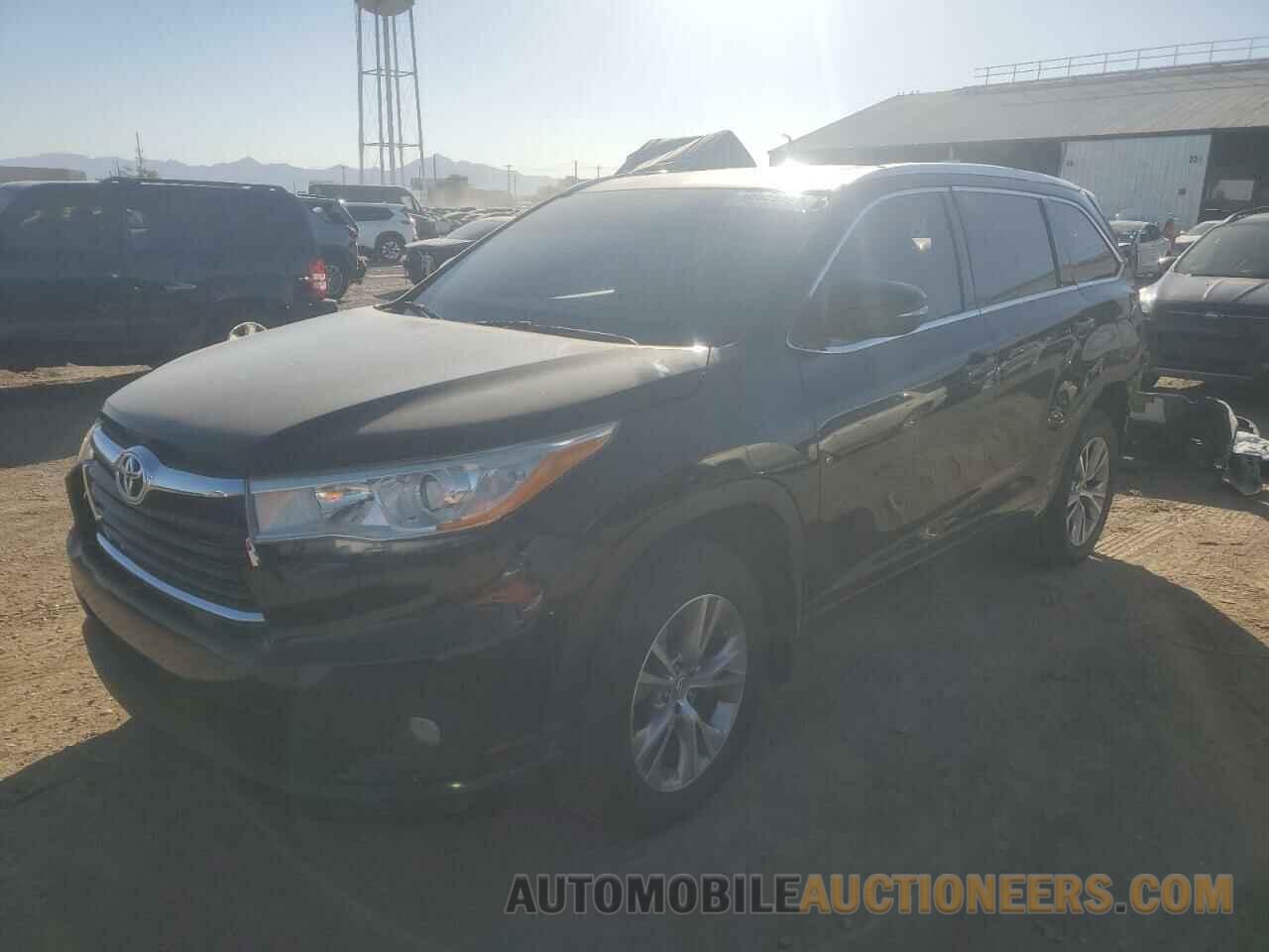 5TDJKRFH0FS110911 TOYOTA HIGHLANDER 2015