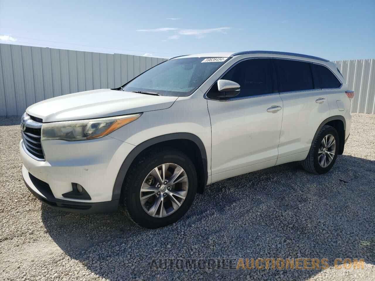 5TDJKRFH0FS156688 TOYOTA HIGHLANDER 2015