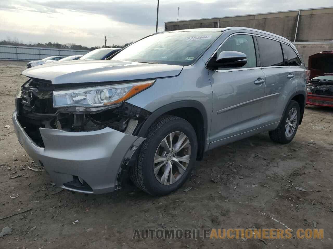 5TDJKRFH0FS159445 TOYOTA HIGHLANDER 2015