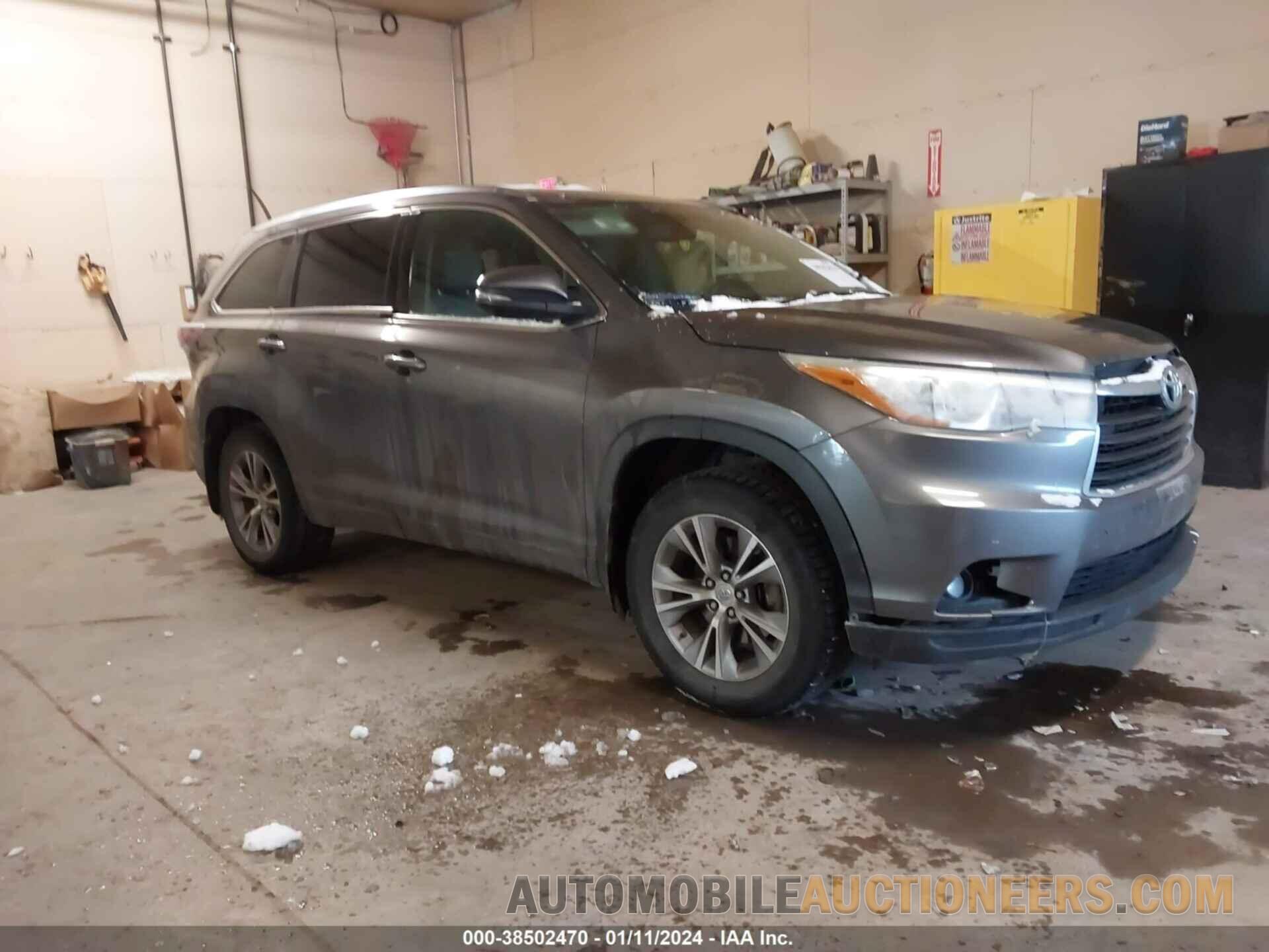 5TDJKRFH0FS169103 TOYOTA HIGHLANDER 2015