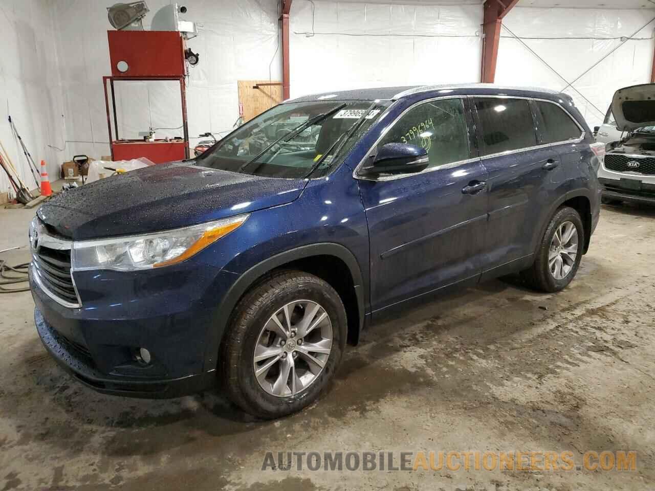 5TDJKRFH0FS205596 TOYOTA HIGHLANDER 2015