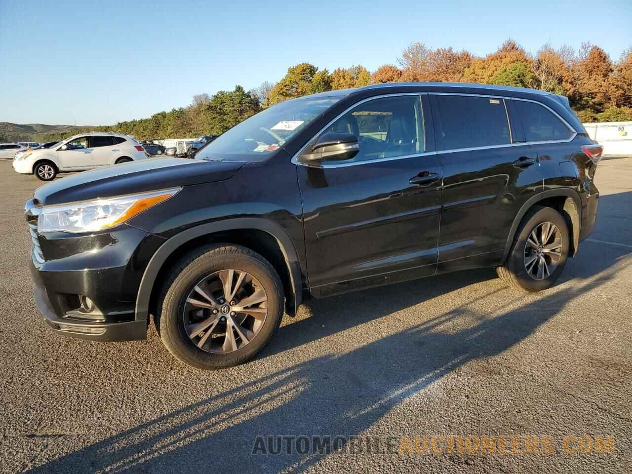 5TDJKRFH0GS327117 TOYOTA HIGHLANDER 2016