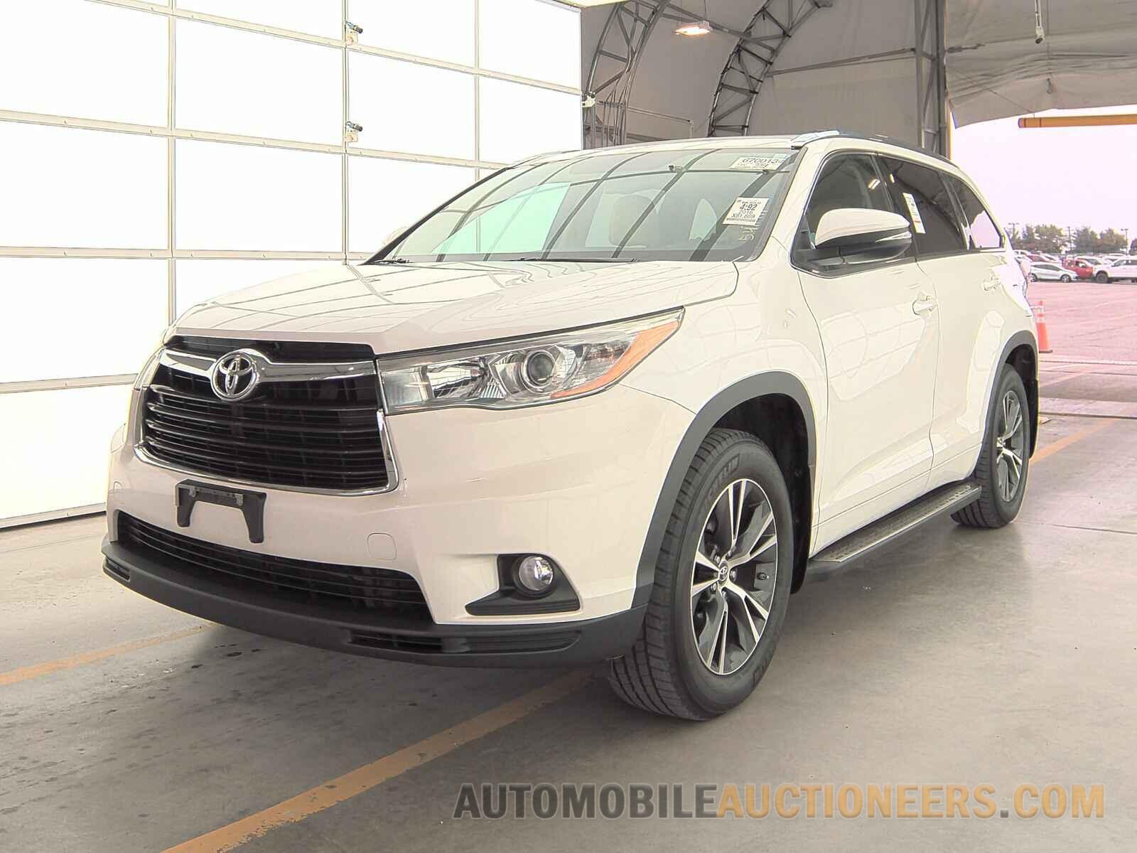 5TDJKRFH0GS331989 Toyota Highlander 2016