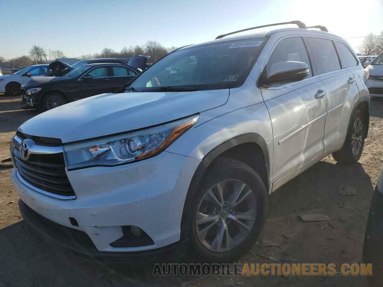 5TDJKRFH1FS076221 TOYOTA HIGHLANDER 2015