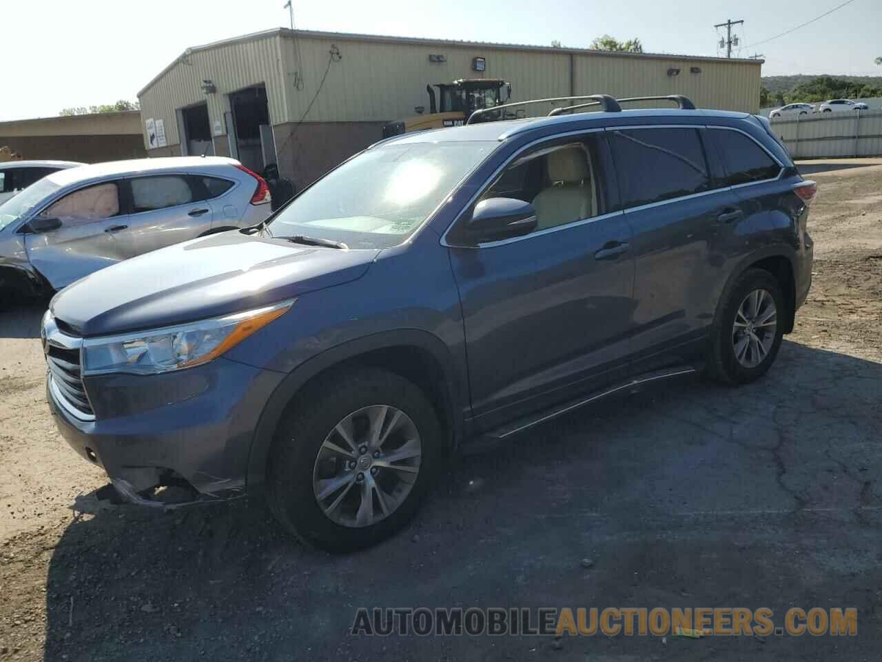 5TDJKRFH1FS079801 TOYOTA HIGHLANDER 2015