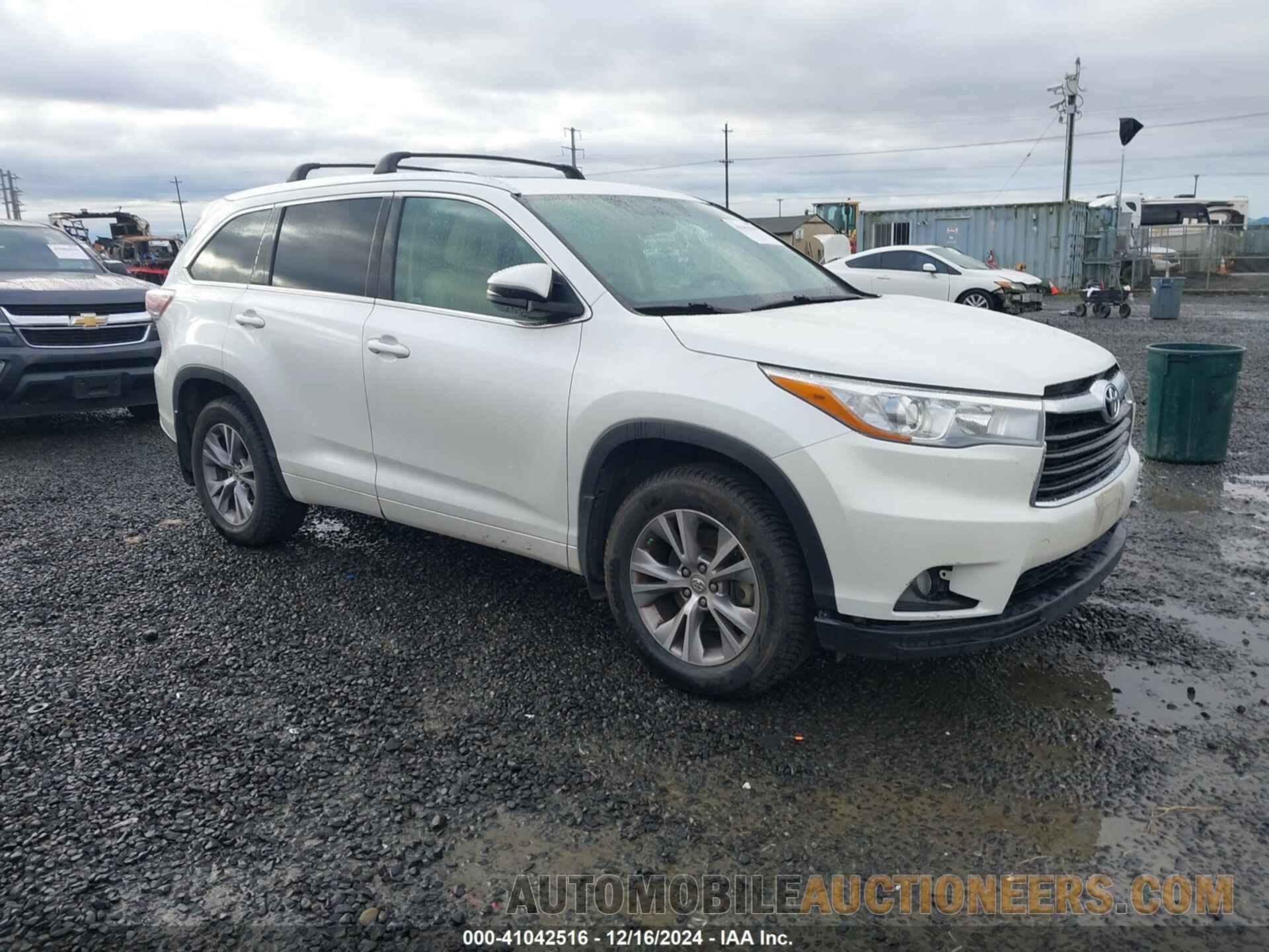 5TDJKRFH1FS159714 TOYOTA HIGHLANDER 2015