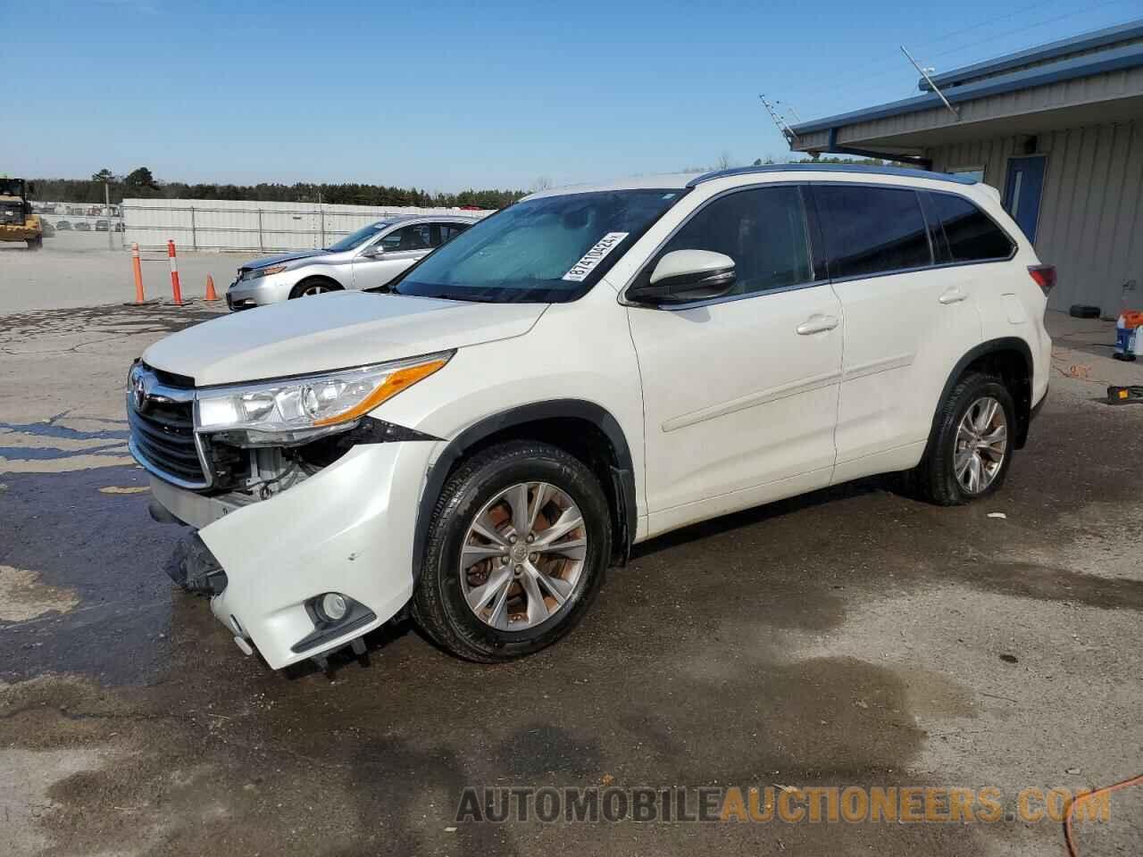 5TDJKRFH1FS190445 TOYOTA HIGHLANDER 2015