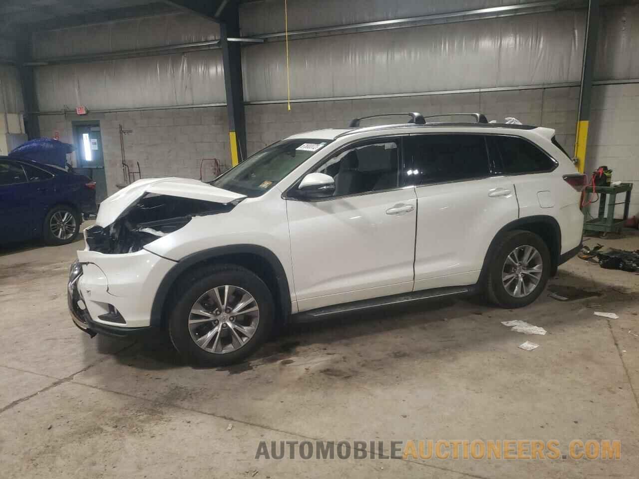 5TDJKRFH1FS196908 TOYOTA HIGHLANDER 2015