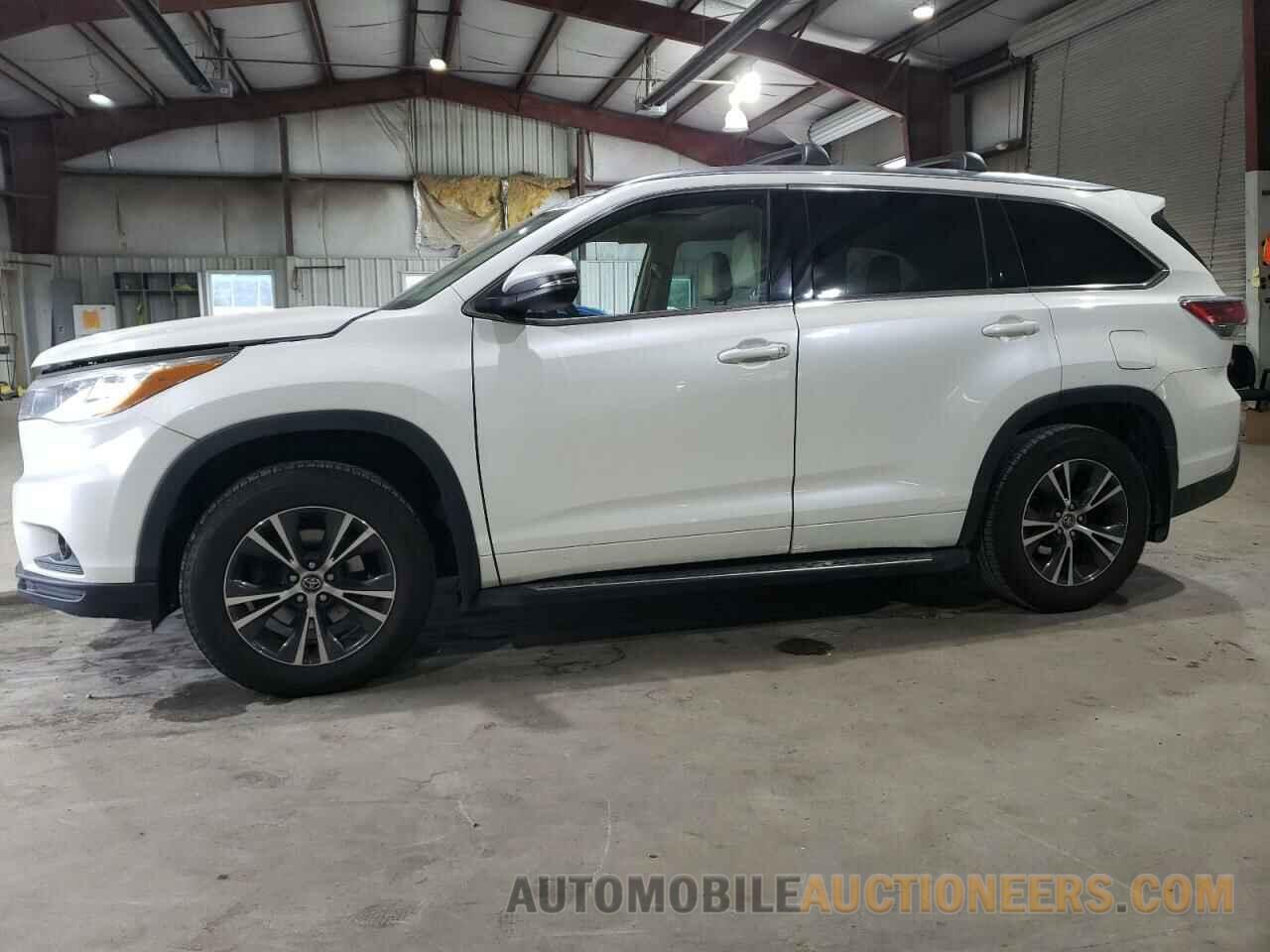 5TDJKRFH1GS269986 TOYOTA HIGHLANDER 2016