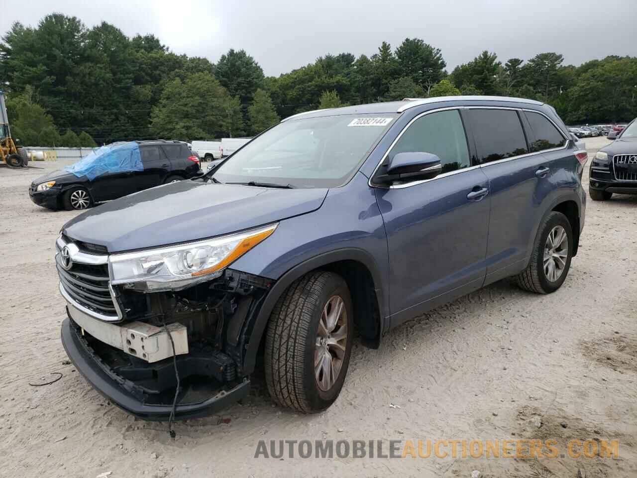 5TDJKRFH2FS099765 TOYOTA HIGHLANDER 2015