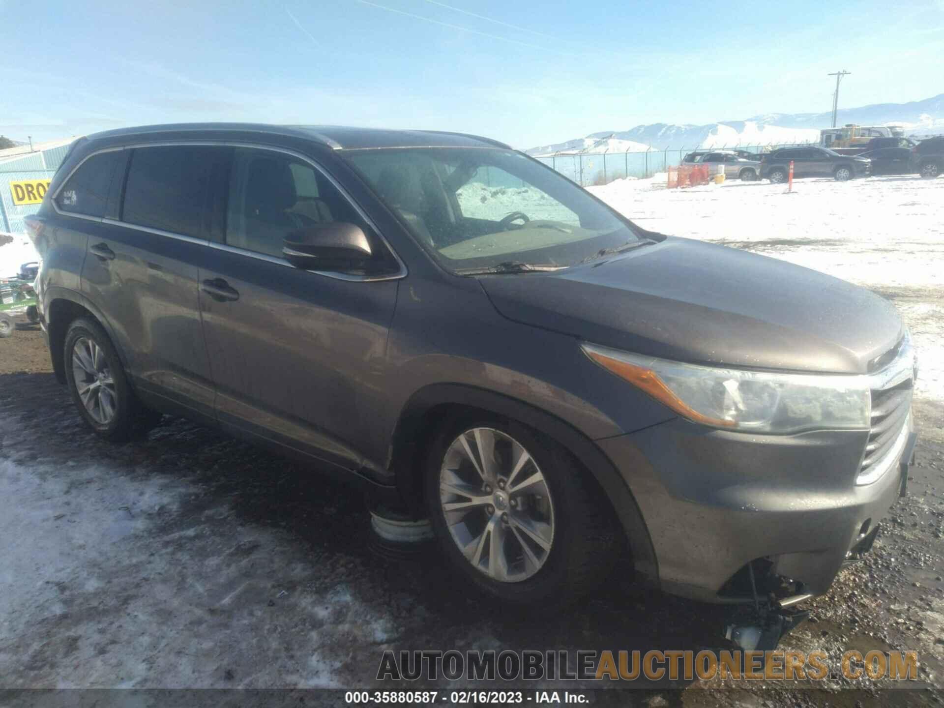 5TDJKRFH2FS133557 TOYOTA HIGHLANDER 2015