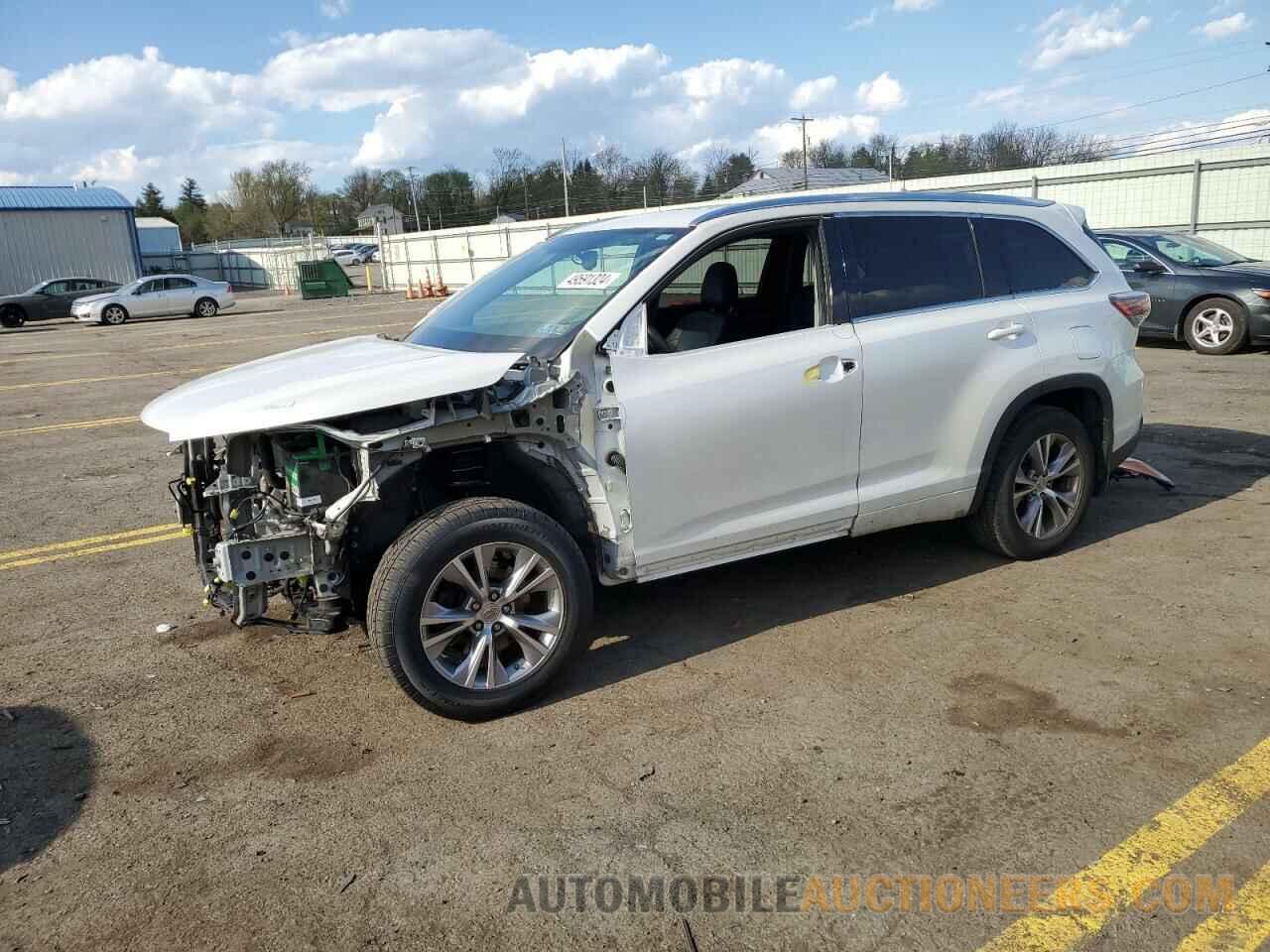 5TDJKRFH2FS203123 TOYOTA HIGHLANDER 2015