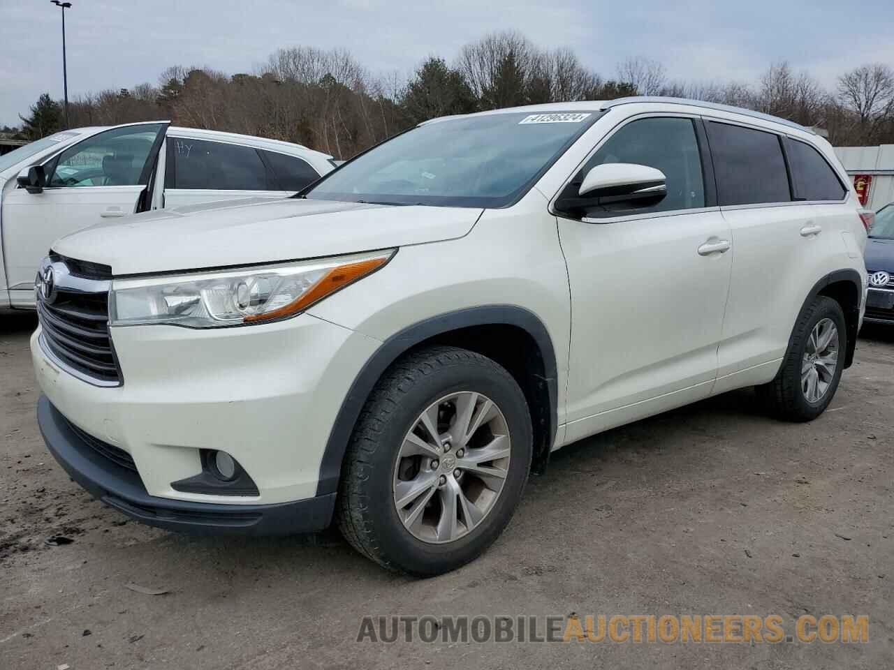 5TDJKRFH3FS120820 TOYOTA HIGHLANDER 2015