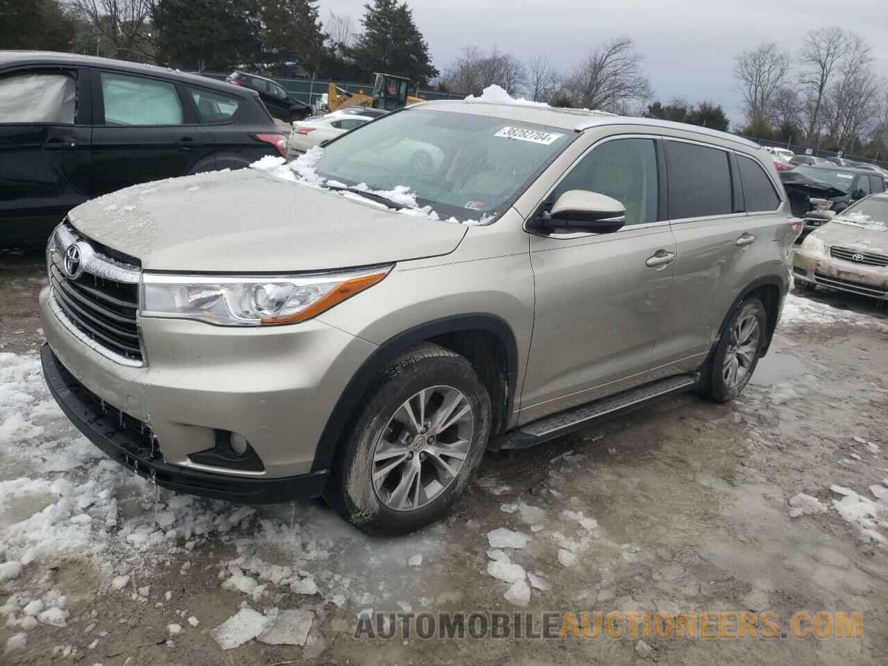 5TDJKRFH3FS161898 TOYOTA HIGHLANDER 2015