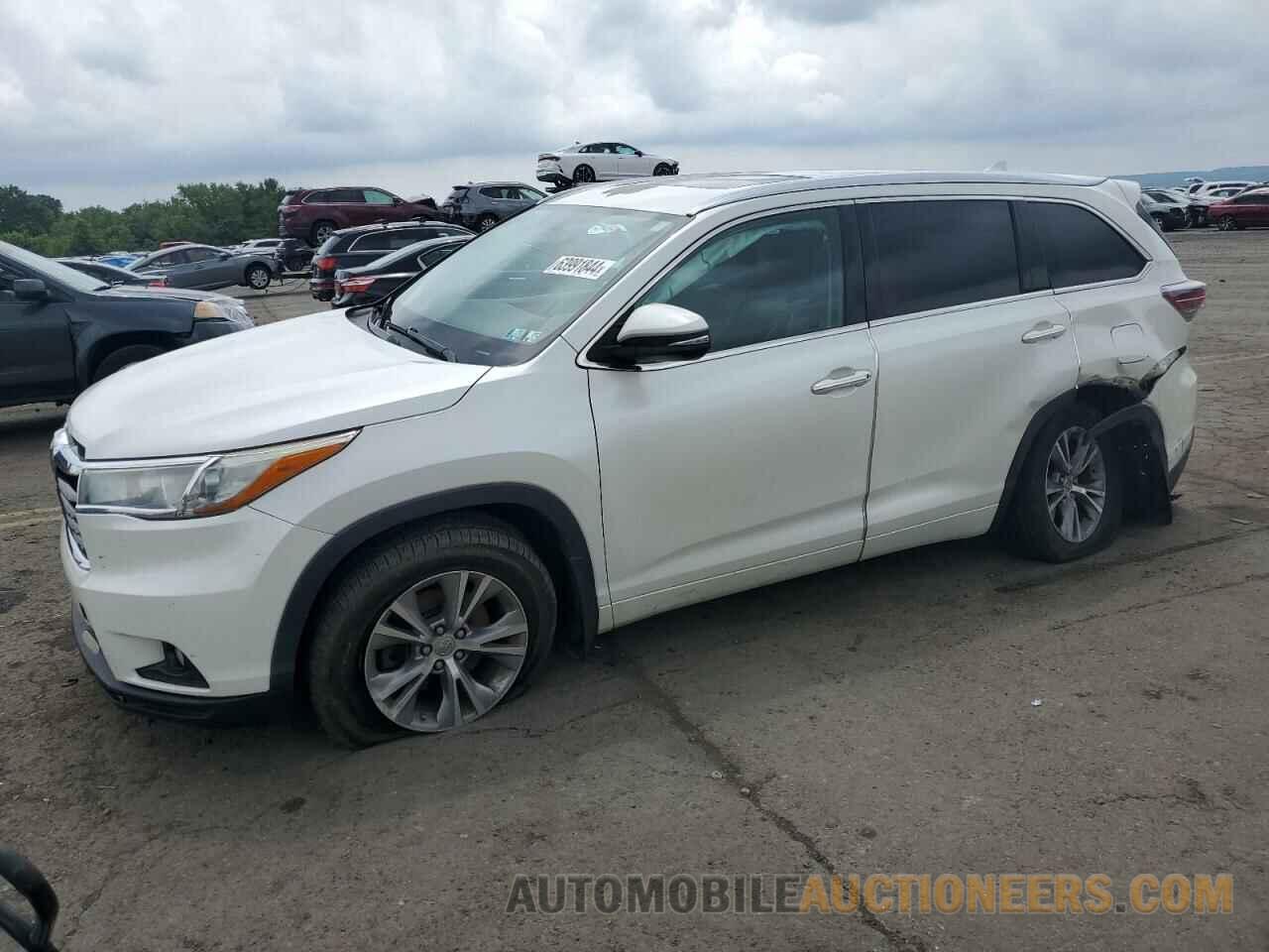 5TDJKRFH3FS208265 TOYOTA HIGHLANDER 2015