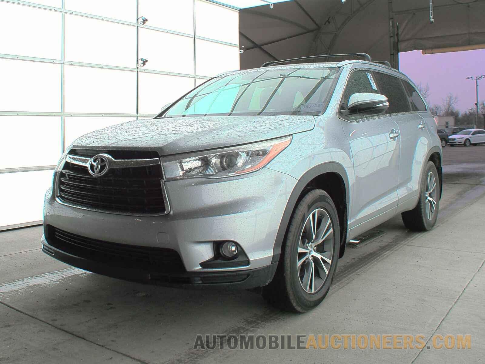 5TDJKRFH3GS320002 Toyota Highlander 2016