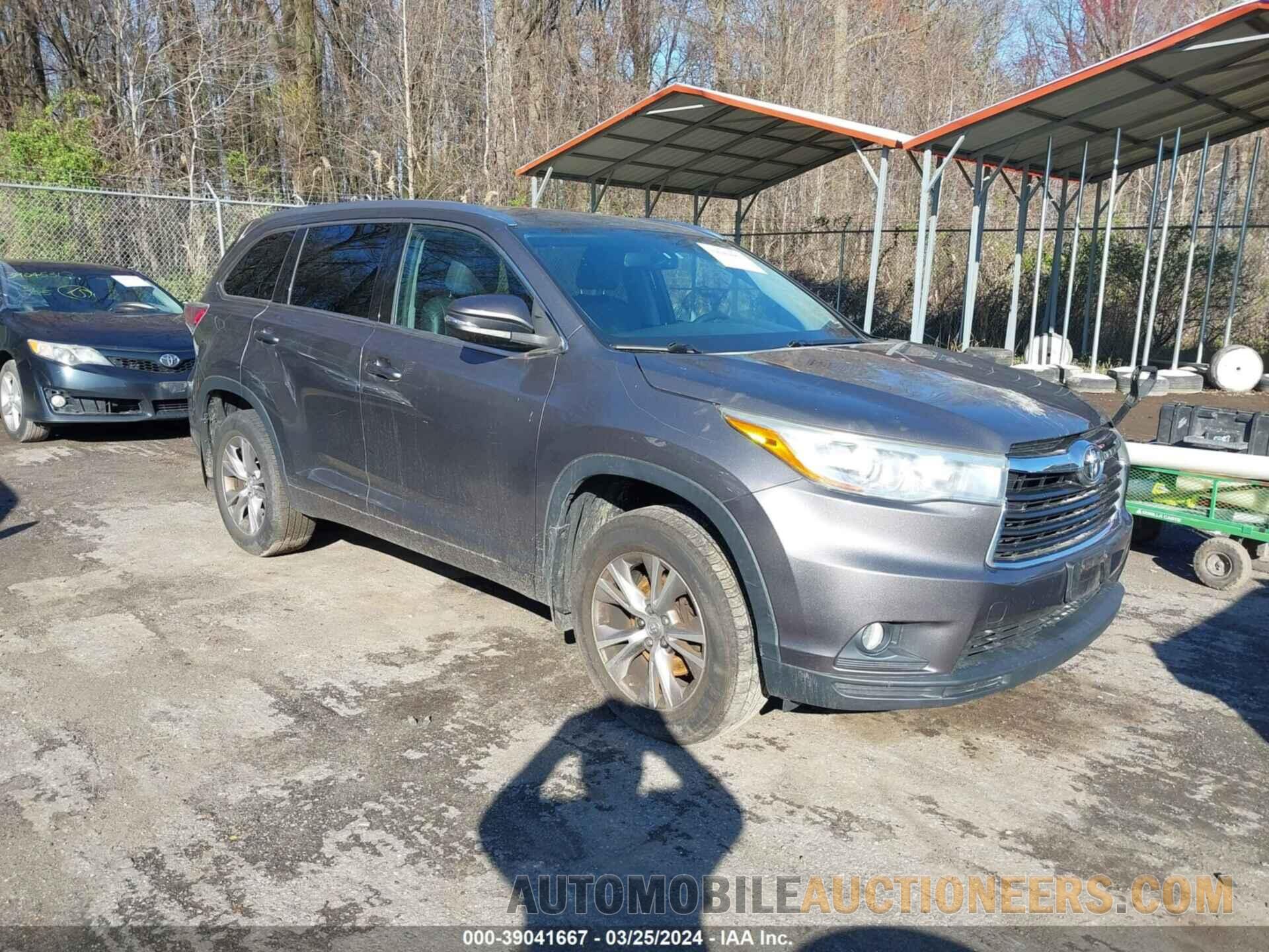 5TDJKRFH4FS092994 TOYOTA HIGHLANDER 2015