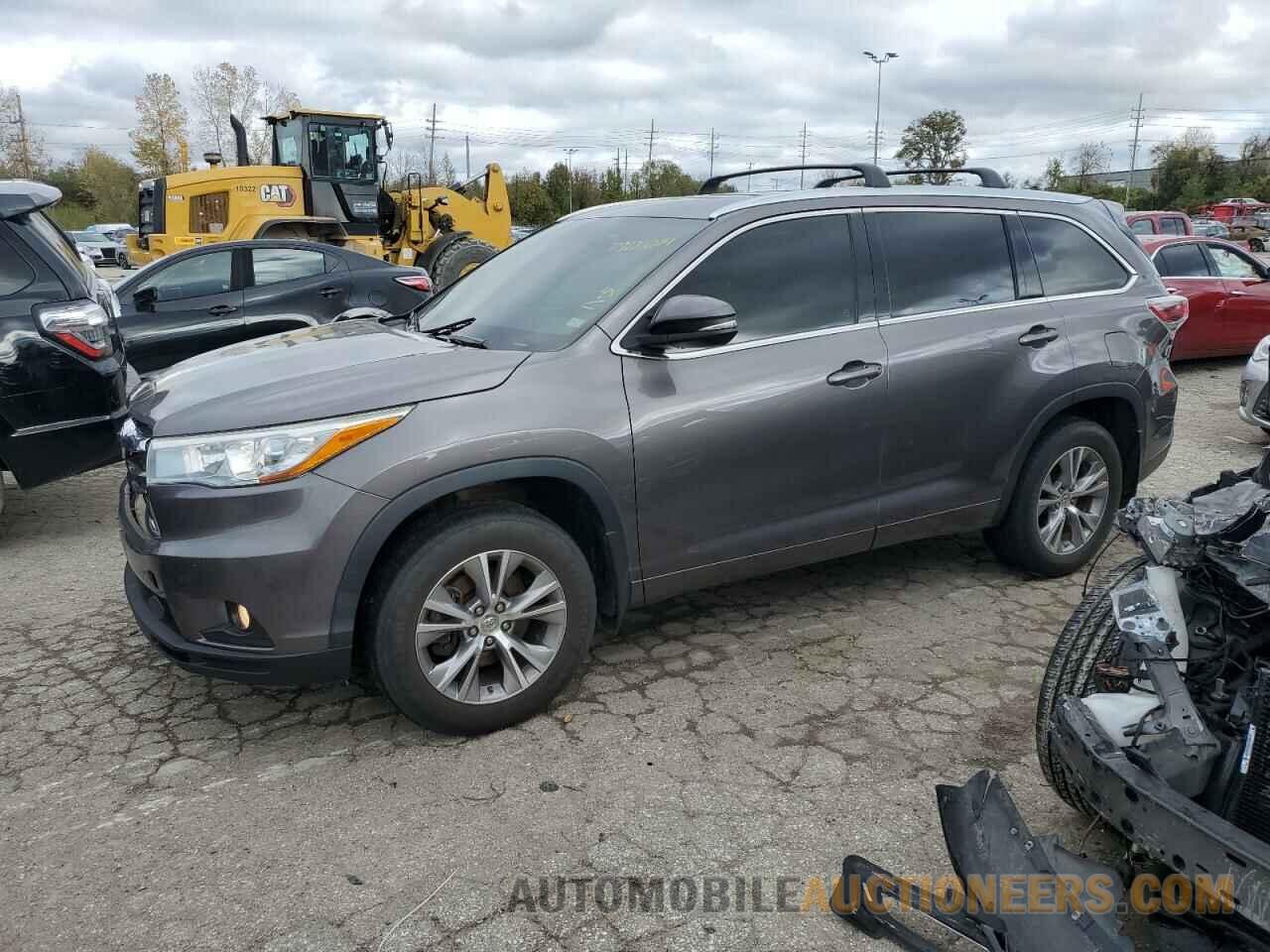 5TDJKRFH4FS118171 TOYOTA HIGHLANDER 2015