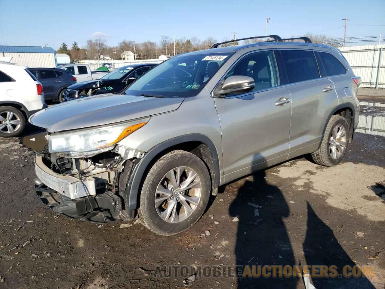 5TDJKRFH4FS135519 TOYOTA HIGHLANDER 2015