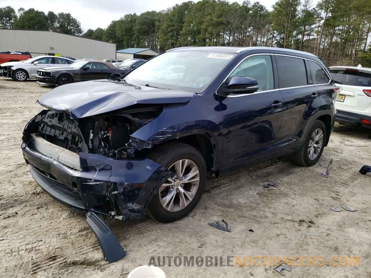 5TDJKRFH4FS156774 TOYOTA HIGHLANDER 2015