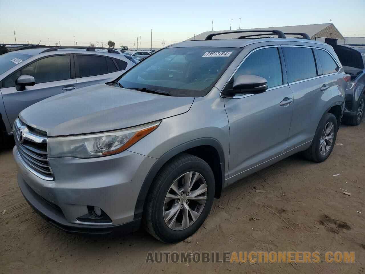 5TDJKRFH4FS170075 TOYOTA HIGHLANDER 2015