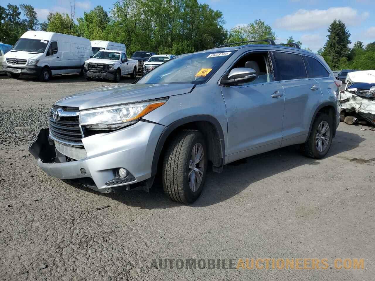 5TDJKRFH4FS224023 TOYOTA HIGHLANDER 2015