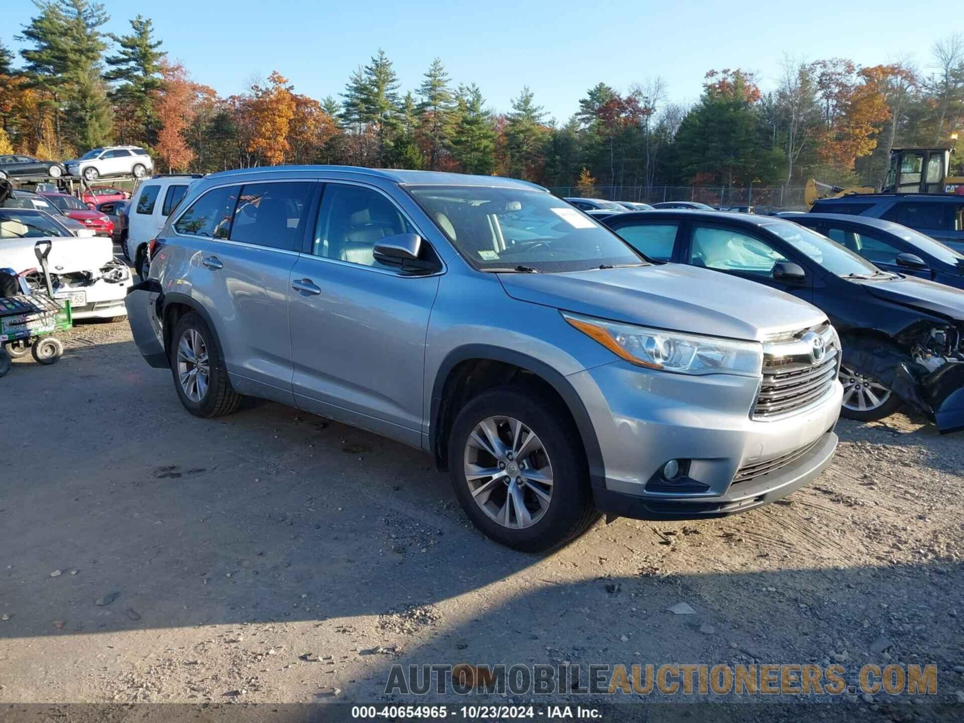 5TDJKRFH4FS224118 TOYOTA HIGHLANDER 2015