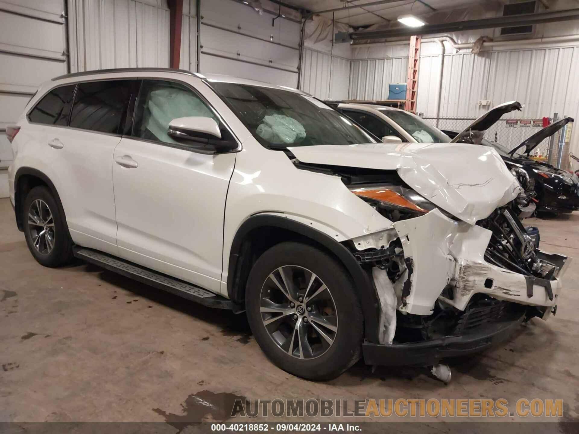 5TDJKRFH4GS320669 TOYOTA HIGHLANDER 2016