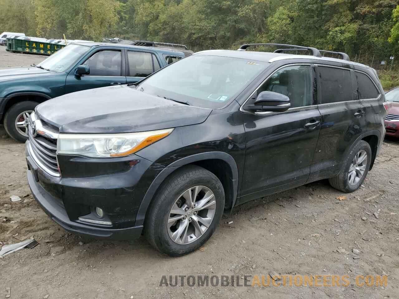 5TDJKRFH5FS109396 TOYOTA HIGHLANDER 2015