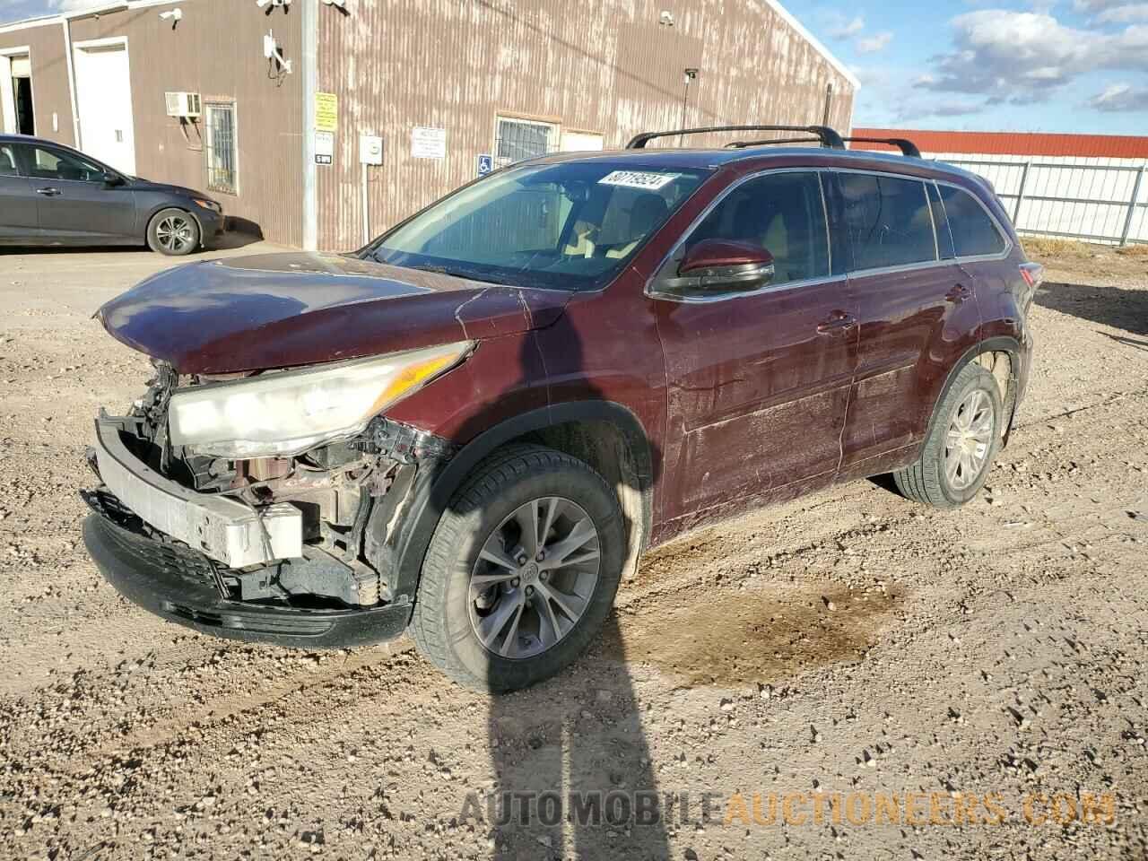 5TDJKRFH5FS114579 TOYOTA HIGHLANDER 2015