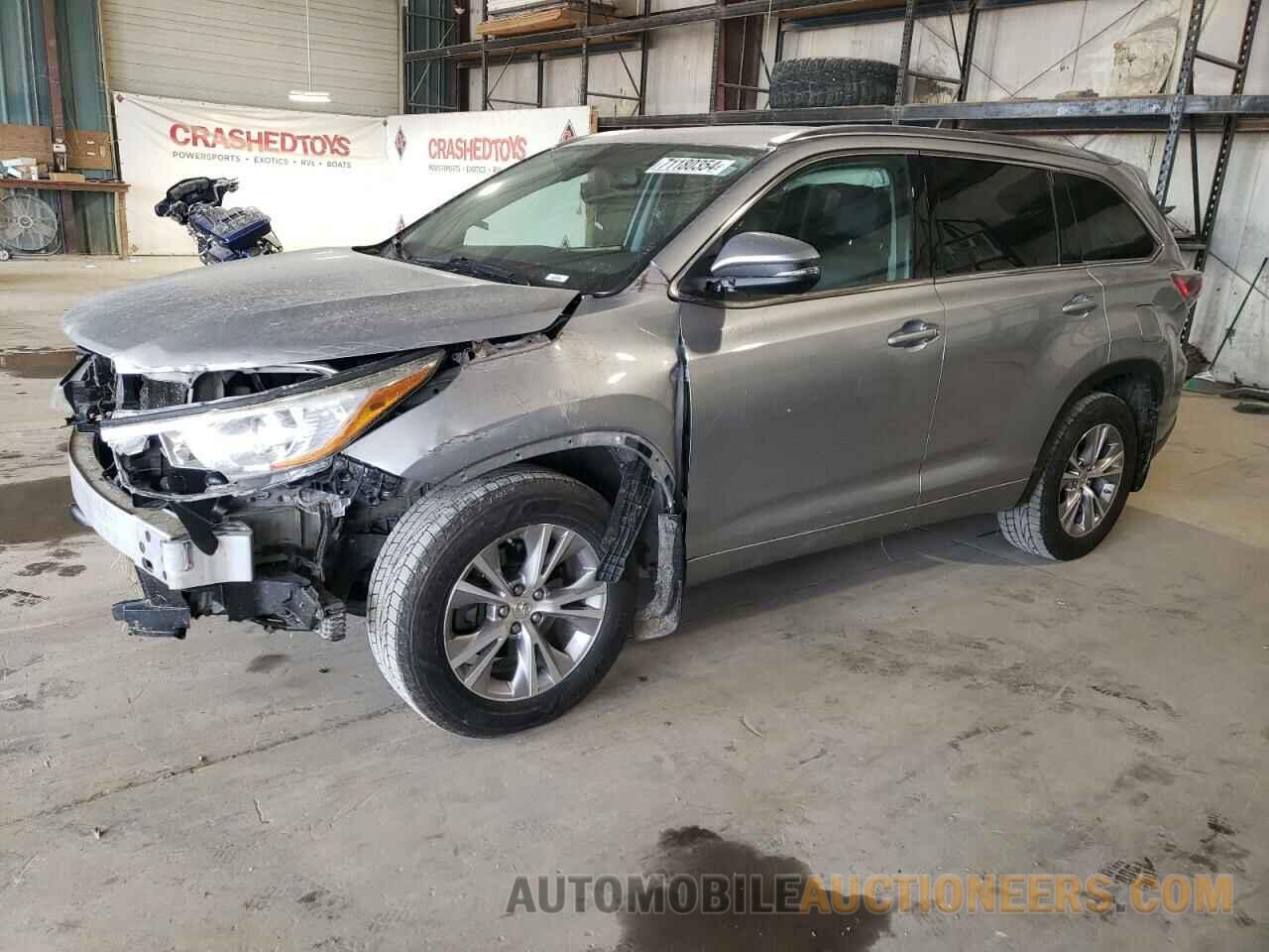 5TDJKRFH5FS130989 TOYOTA HIGHLANDER 2015