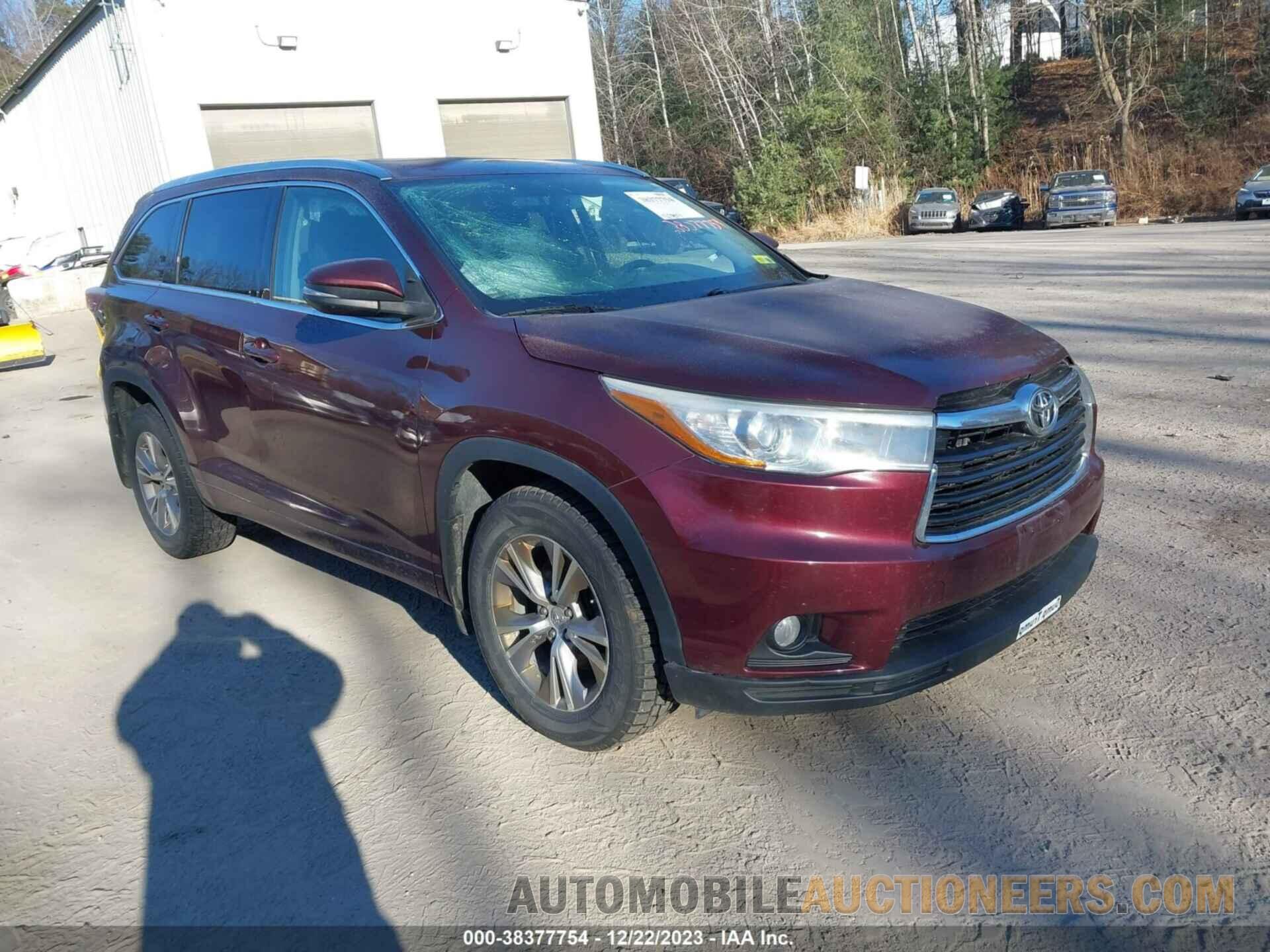 5TDJKRFH5FS134086 TOYOTA HIGHLANDER 2015