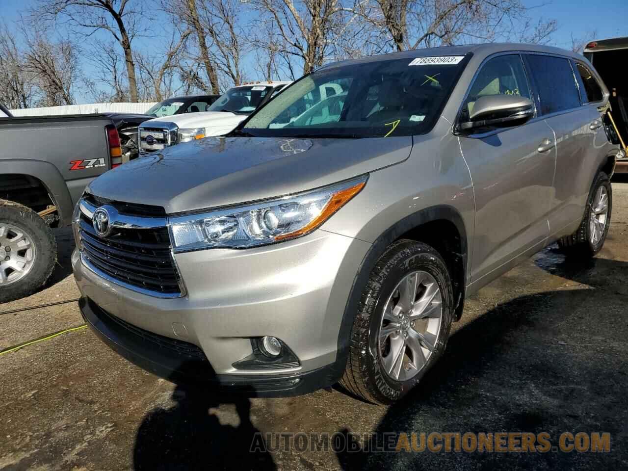 5TDJKRFH5FS143886 TOYOTA HIGHLANDER 2015