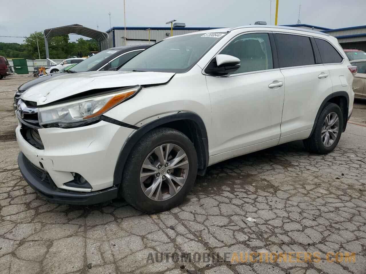 5TDJKRFH5FS153642 TOYOTA HIGHLANDER 2015