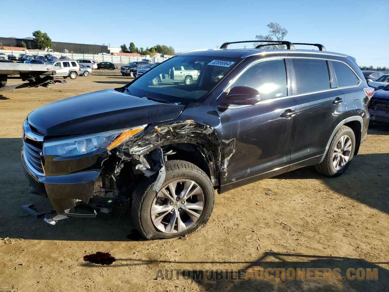 5TDJKRFH5FS163068 TOYOTA HIGHLANDER 2015